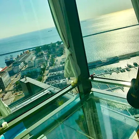 Sea Towers Penthouse 28-29 Two-floors Sea View Panoramic Terrace 110m2 !!! Jacuzzi غدينيا