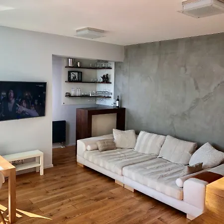 Sea Towers Penthouse 28-29 Two-floors Sea View Panoramic Terrace 110m2 !!! Jacuzzi غدينيا