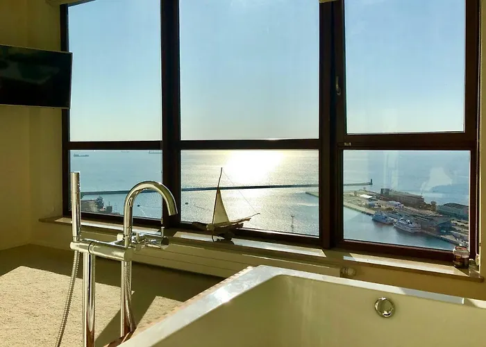 Sea Towers Penthouse 28-29 Two-floors Sea View Panoramic Terrace 110m2 !!! Jacuzzi شقة *