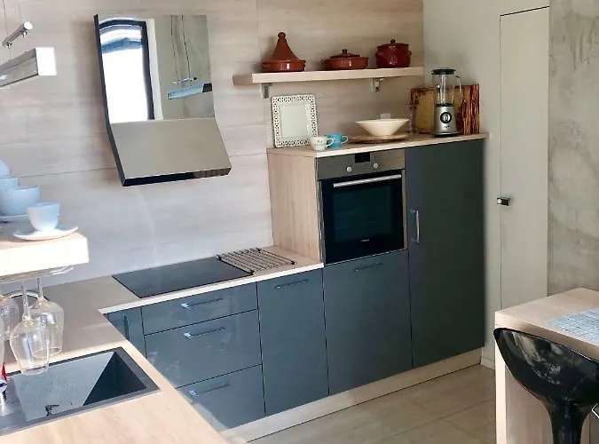 Sea Towers Penthouse 28-29 Two-floors Sea View Panoramic Terrace 110m2 !!! Jacuzzi شقة *